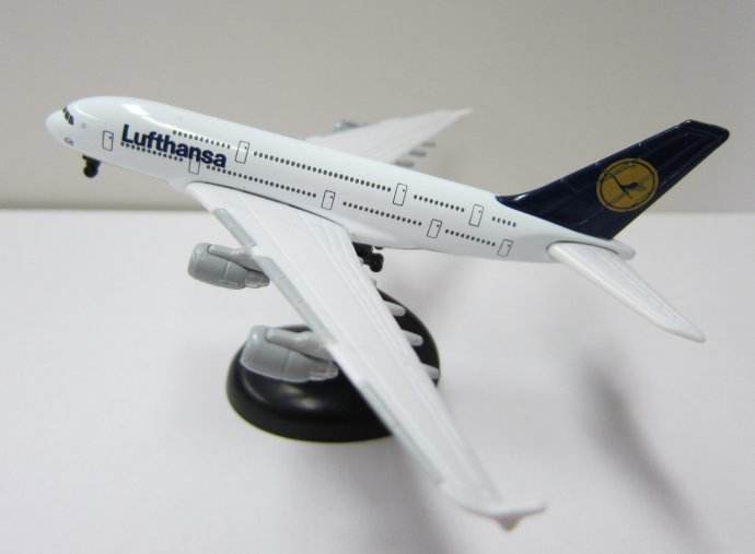 东台市飞机模型